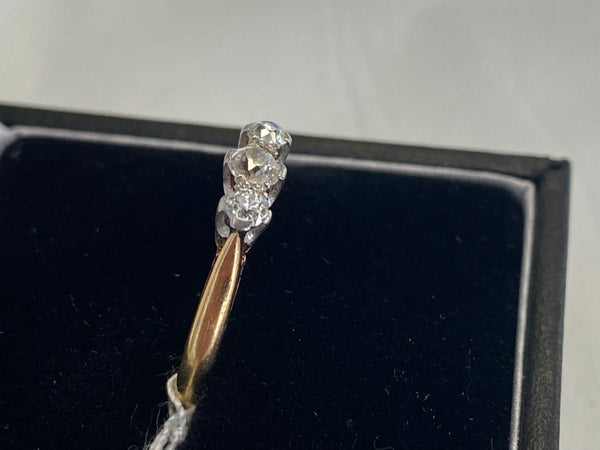 18ct Gold, Platinum & 3 Stone Diamond Ring