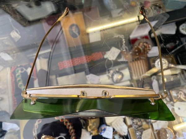Original Vintage 1960’s Flip-Up Green Sunglasses With Case