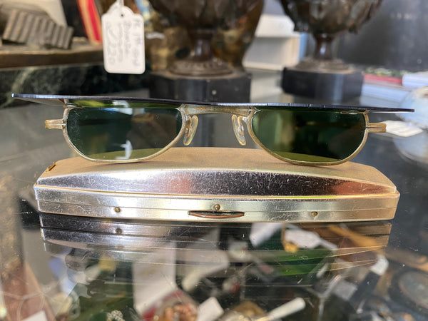Original Vintage 1960’s Flip-Up Green Sunglasses With Case