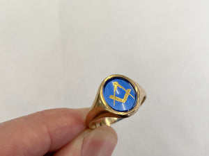 Vintage 9ct Gold & Synthetic Sapphire Masonic Ring