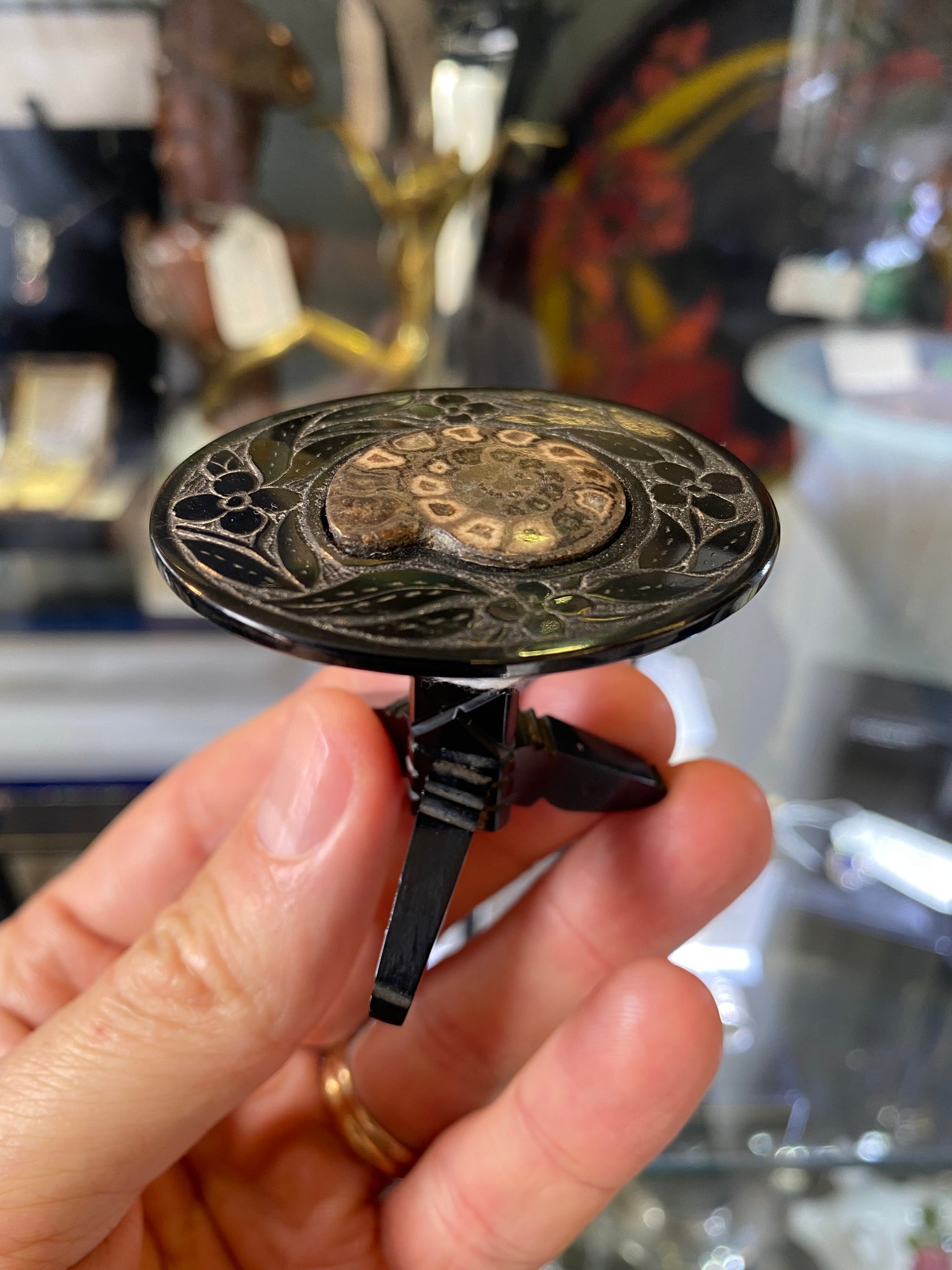 Antique 19th Century Whitby Jet Miniature Dolls House Table With Inlaid Ammonite