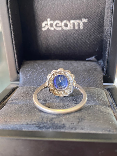 18ct Gold, Diamonds & Tanzanite Ring