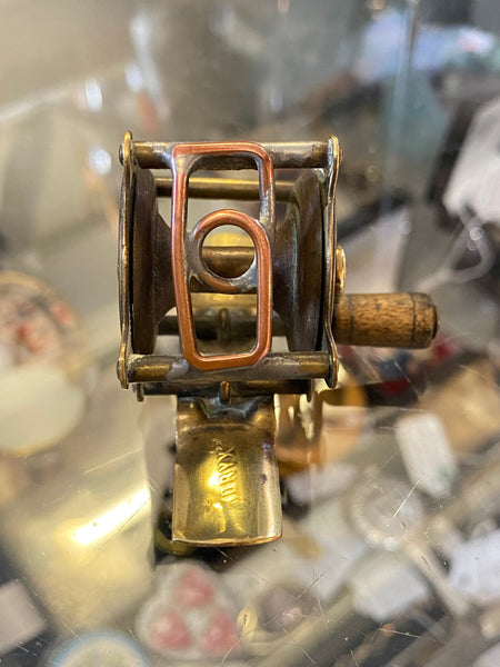 Hendryx 25 American Fishing Reel – Red House Antique Centre