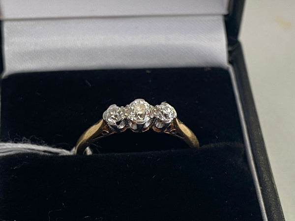 18ct Gold, Platinum & 3 Stone Diamond Ring