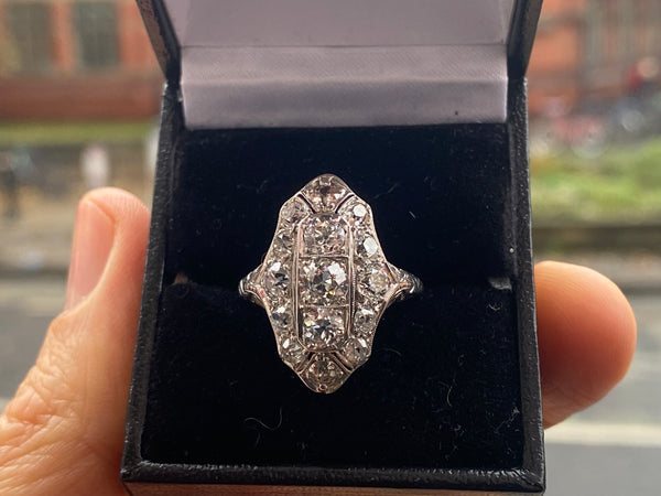 18ct White Gold Old Cut Diamonds (2.5 Carats) Ring