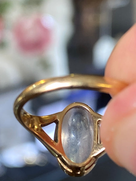 Antique 18ct Gold Moonstone Cabochon Ring