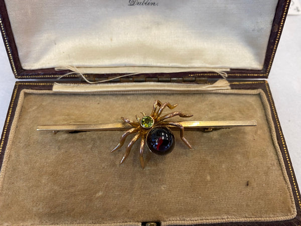 Antique Victorian 9ct Gold, Cabochon, Garnet & Peridot Insect Brooch