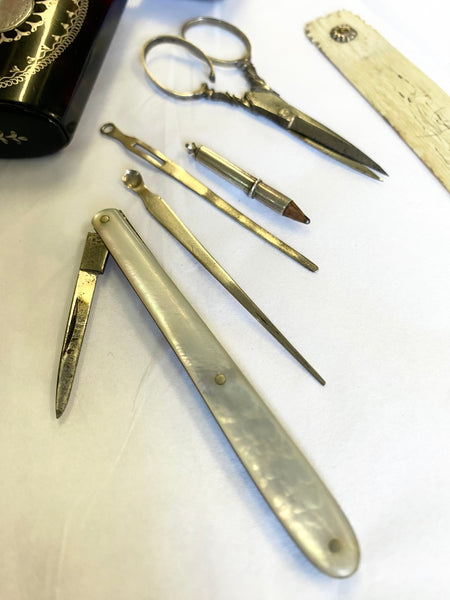 Antique Georgian Tortoiseshell & Silver Inlaid Etui