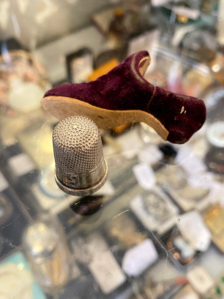 Antique 19th Century Novelty Velvet Slipper Thimble Holder & Silver Thimble