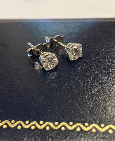 Stunning Pair 18ct 60 Point Diamond Stud Earrings