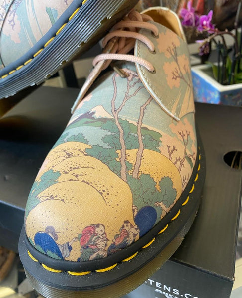 *RESERVED* Pair Dr Martens Special Edition X The Met (NY) Mount Fuji Boxed