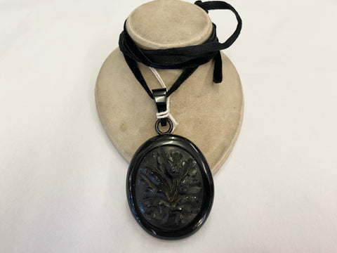 Antique Whitby Jet Mourning Pendant Locket With Hair c.1870