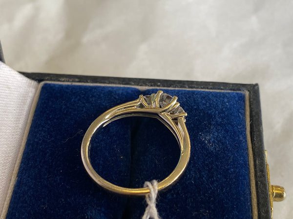 3 Stone 18ct White Gold Diamond Ring