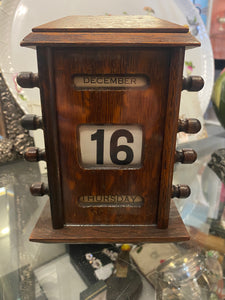 Antique Edwardian Oak Perpetual Calendar