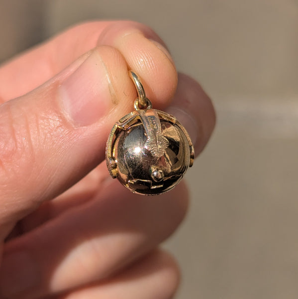 Vintage 9ct Gold Masonic Folding Orb Pendant
