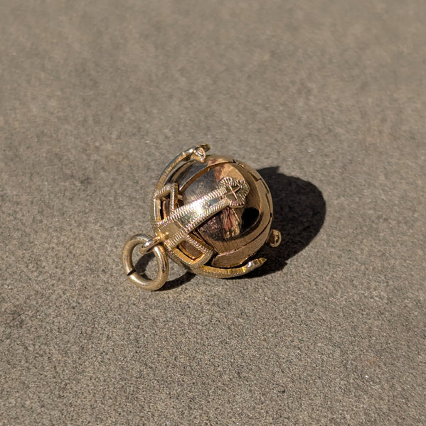 Vintage 9ct Gold Masonic Folding Orb Pendant