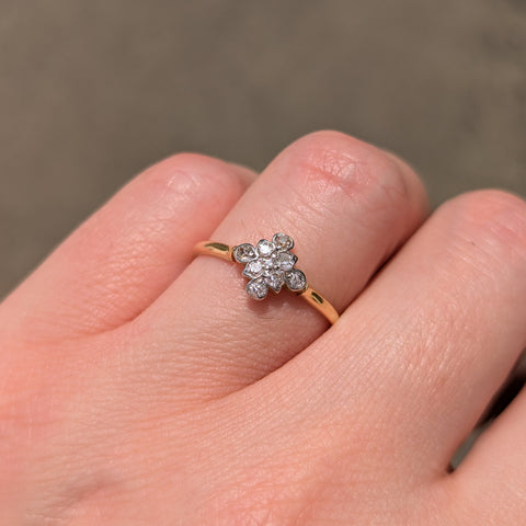 Art Deco 18ct Gold Diamond Ring