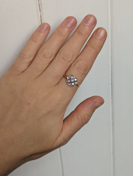 Vintage 18ct Gold Diamond Ring Size Q