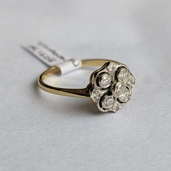 Vintage 18ct Gold Diamond Ring Size Q